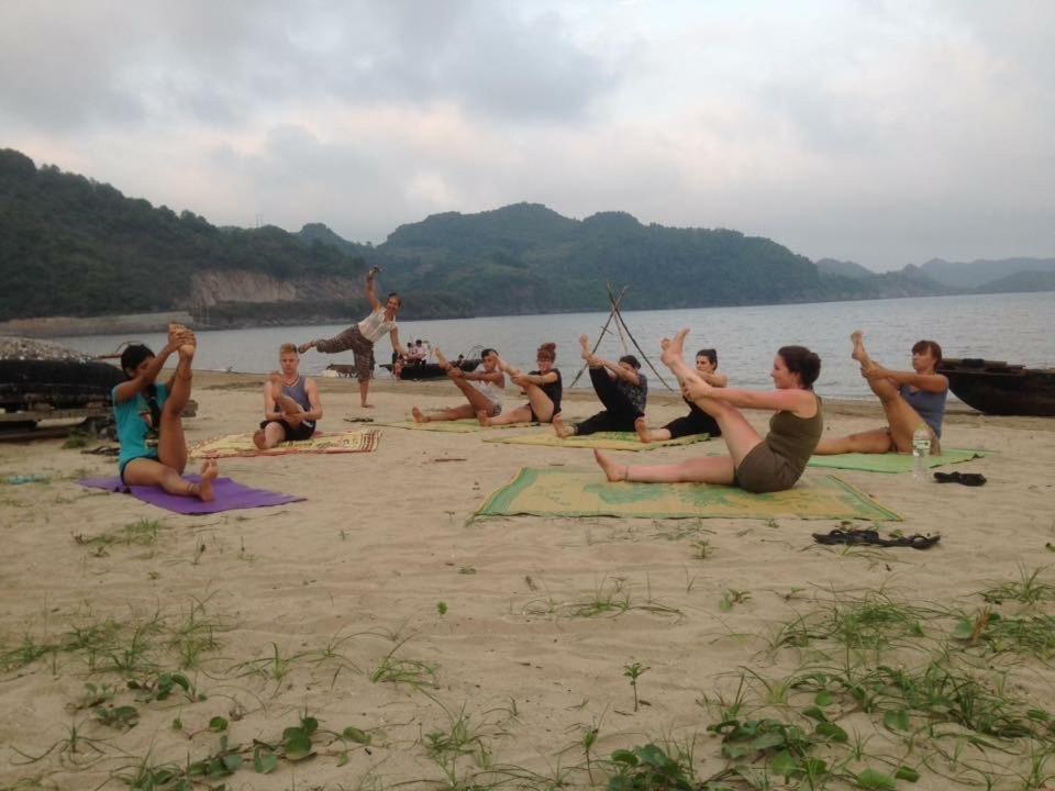 Woodstock Beach Camp Xuan Dam Exterior photo